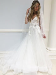 A-Line V-Neck Tulle Long Sleeves Wedding Dress with Appliques