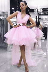 Sweet V-Neck Pink Homecoming Dress Short Prom Dresses with Tulle Train