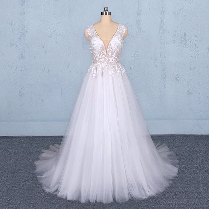 Tulle Beach Wedding Dresses with Appliques, V-Neck Backless Bridal Dress