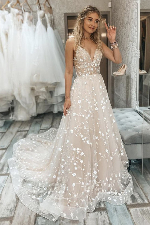 A-Line V-Neck Sleeveless Tulle Applique Lace Wedding Dress with Train