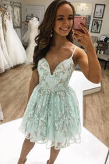 A-Line V-Neck Pink Homecoming Dress, Short Prom Dresses with Appliques