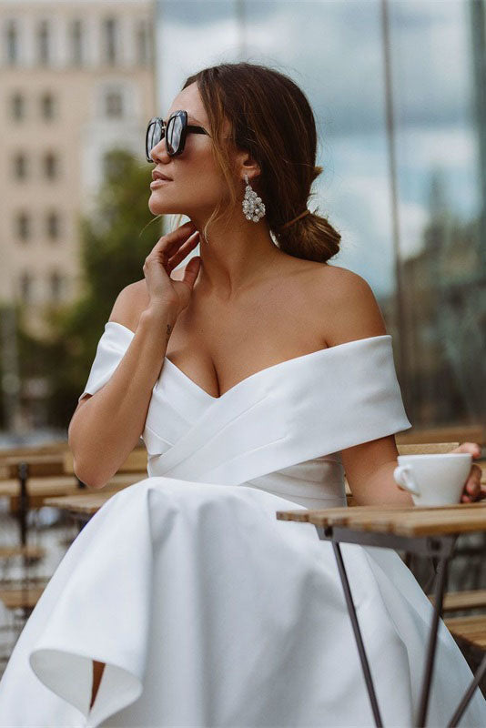 Elegant Off-Shoulder Sleeveless Knee-Length Simple Wedding Dress