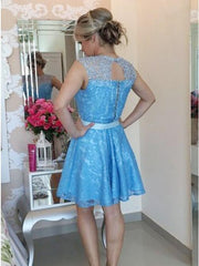 A-Line Jewel Keyhole Back Lace Short Prom Homecoming Dress with Bowknot