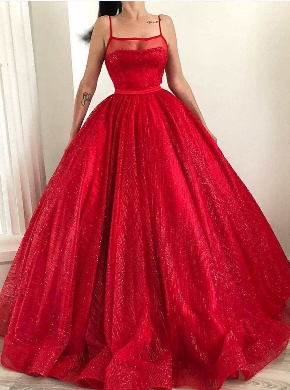 Spaghetti-Straps Square Sparkly Red Tulle Ball Gown Long Prom Dresses