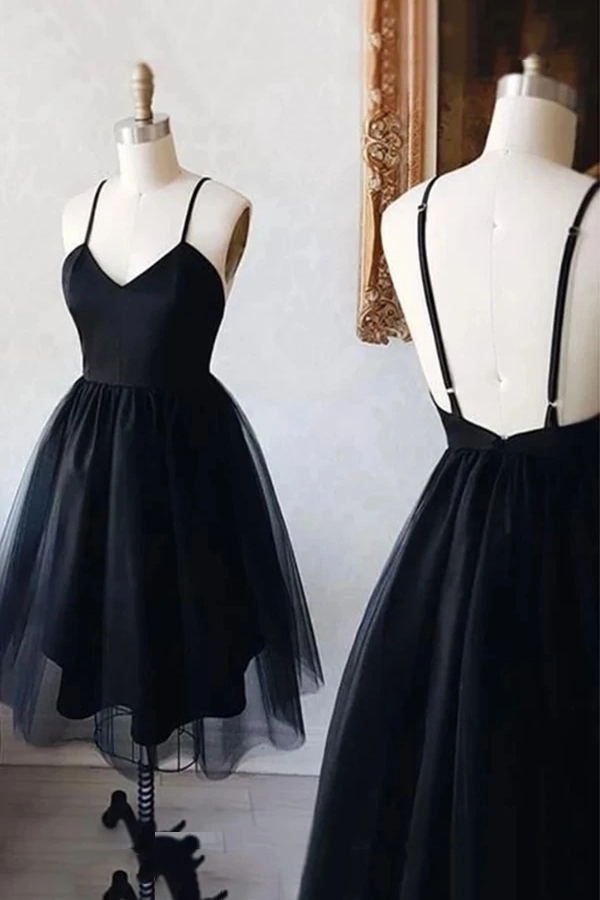 A-Line Black Short Homecoming Dress Simple Spaghetti Strap Tulle Party Gown