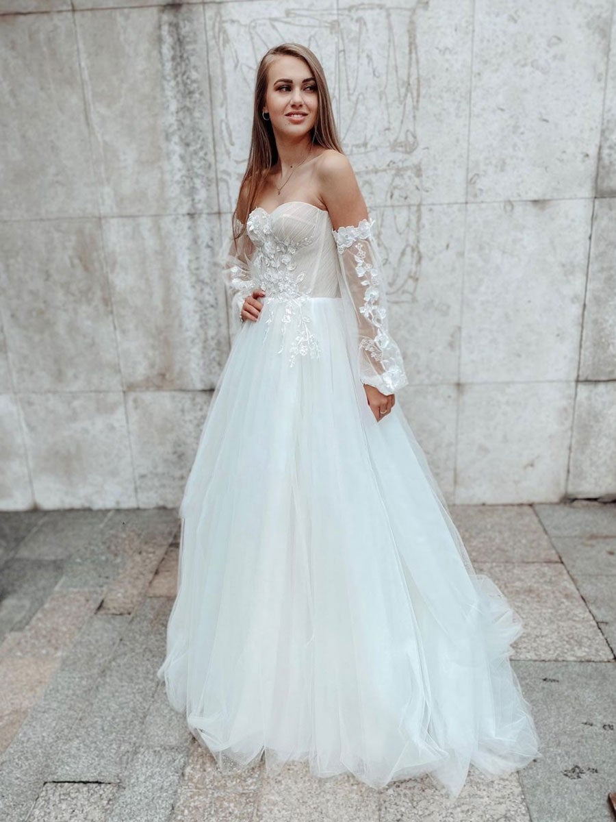 Long Sleeves White Boho Tulle Wedding Dress, Beach Bridal Gown with Appliques