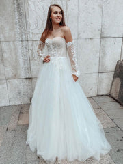 Long Sleeves White Boho Tulle Wedding Dress, Beach Bridal Gown with Appliques