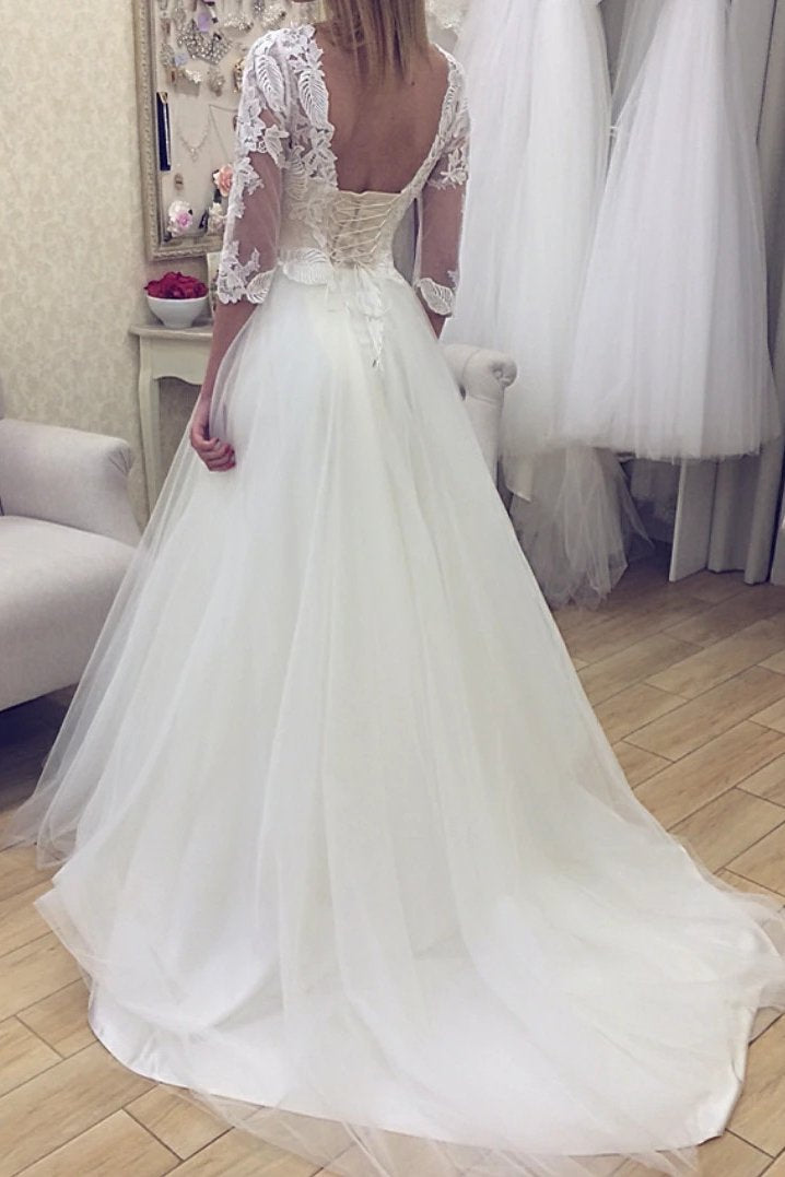 A-Line V-Neck Lace Applique 3/4 Sleeve Tulle Wedding Dress