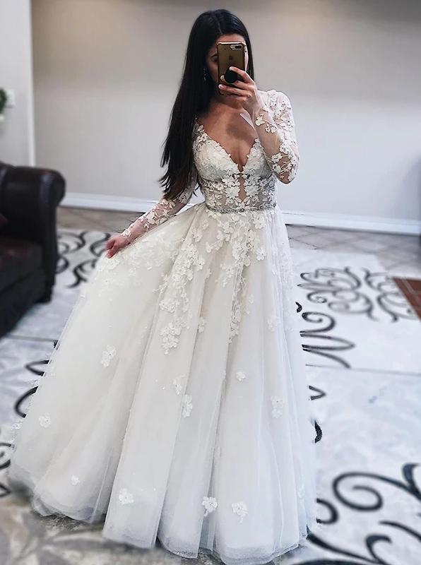 Princess Tulle Long Sleeves Wedding Dresses with Appliques