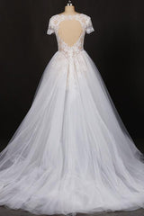 A-Line Short Sleeves Lace Appliques Wedding Dress Keyhole Back Bridal Gown