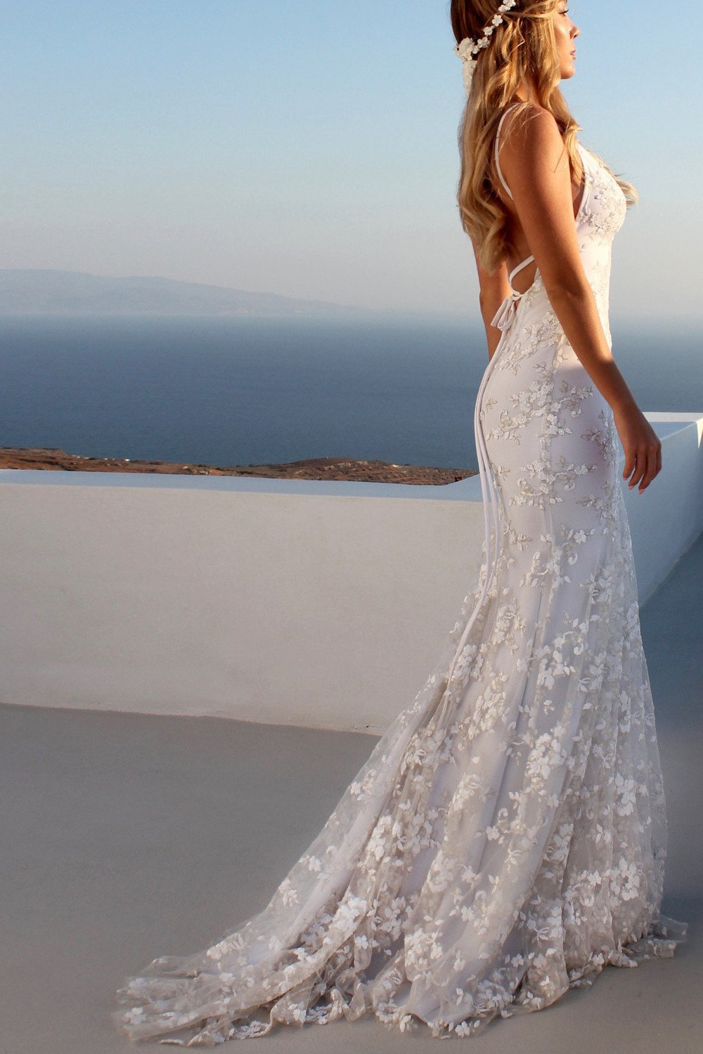 Fancy Backless Mermaid White Lace Tulle Wedding Dress