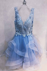 A-Line V-Neck Lace Short Prom Dress